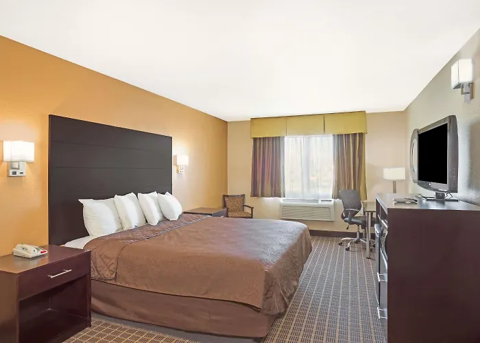 Hotel Howard Johnson By Wyndham 3*