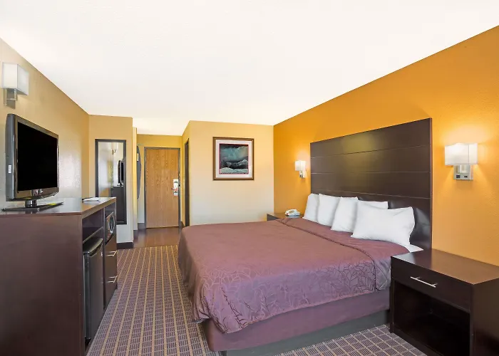 Hotel Howard Johnson By Wyndham 3*