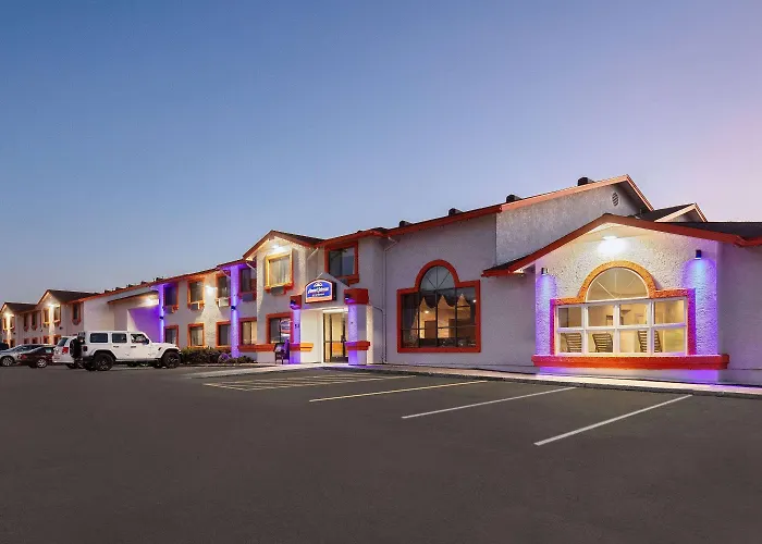 Hotel Howard Johnson By Wyndham Williams