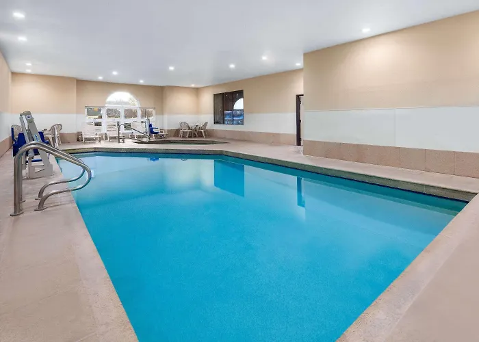 Hotel Howard Johnson By Wyndham Williams