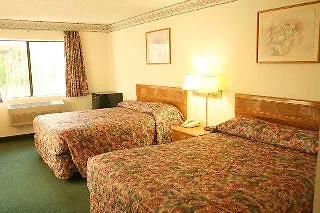 Howard Johnson By Wyndham Hotel